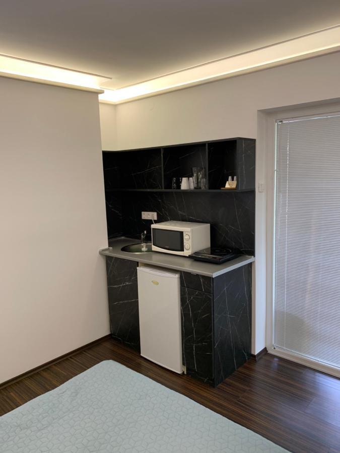 Sunset Apartments Hajduszoboszlo Bagian luar foto