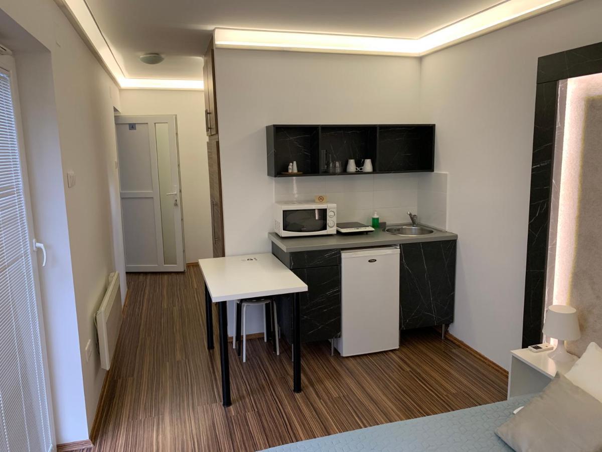 Sunset Apartments Hajduszoboszlo Bagian luar foto